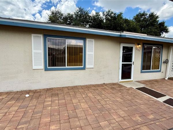 207 WINTER RIDGE BOULEVARD , Unit 4, WINTER HAVEN, FL 33881