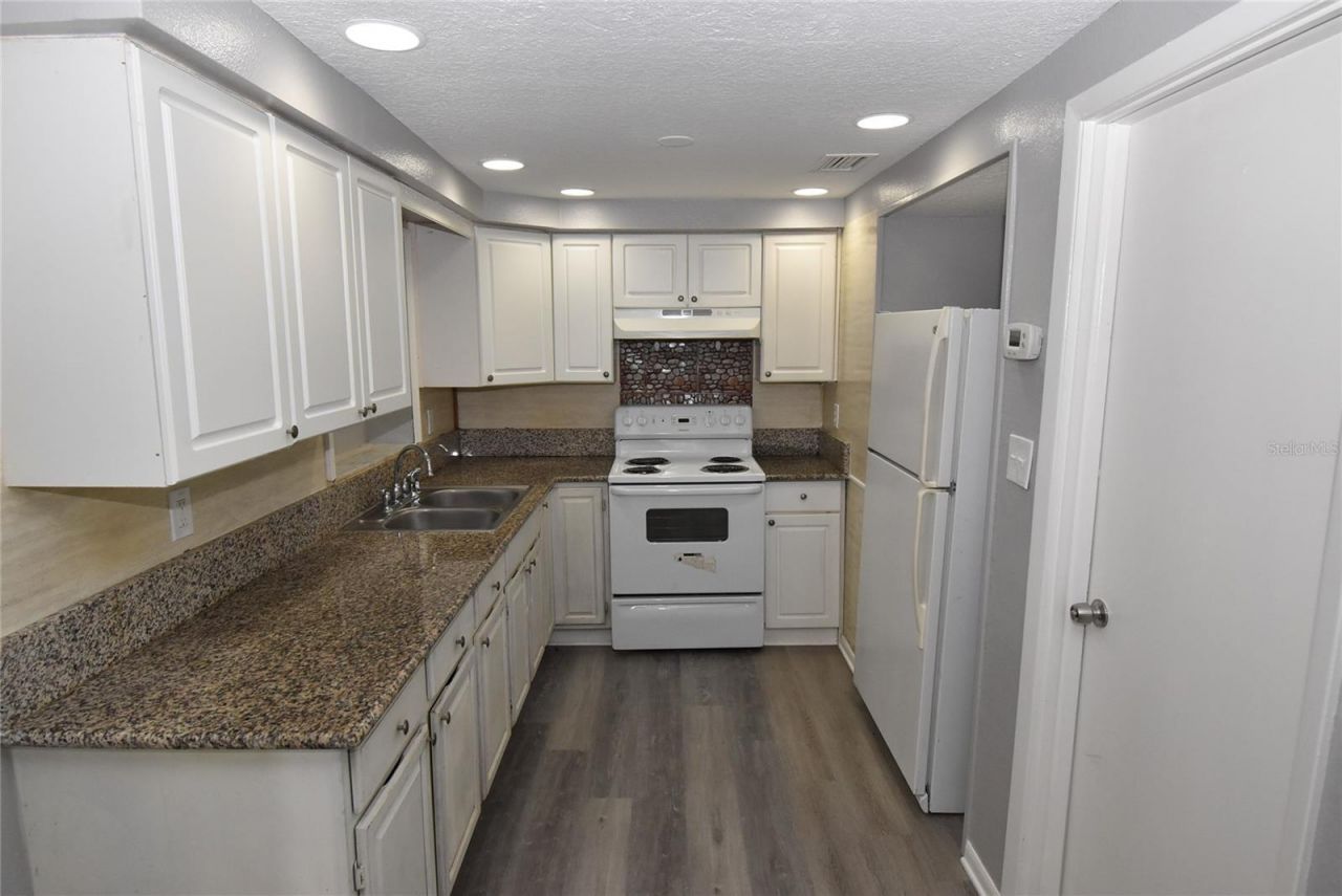 11025 Pickering Lane, Port Richey, FL 34668 Photo