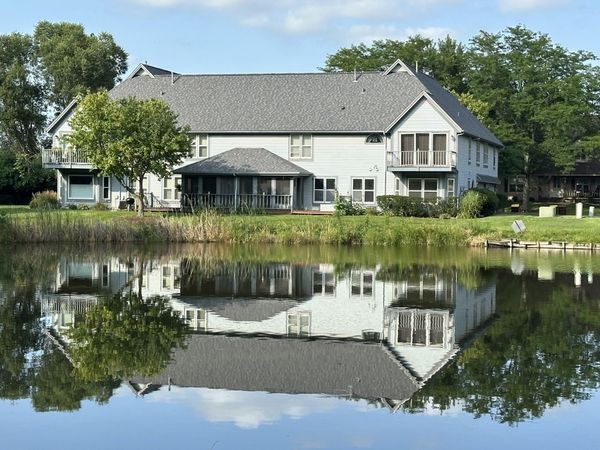 935 Victoria Drive , Unit 935, Woodstock, IL 60098
