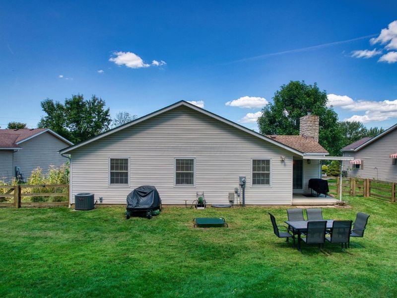 1133 Coventry Circle, Lancaster, OH 43130 Photo 12
