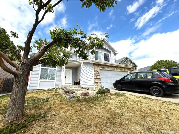 5543 Helena Court , Denver, CO 80239