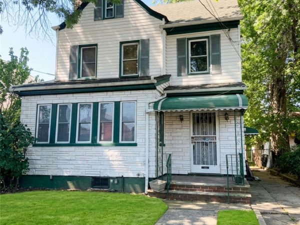 11042 198th Street , Saint Albans, NY 11412