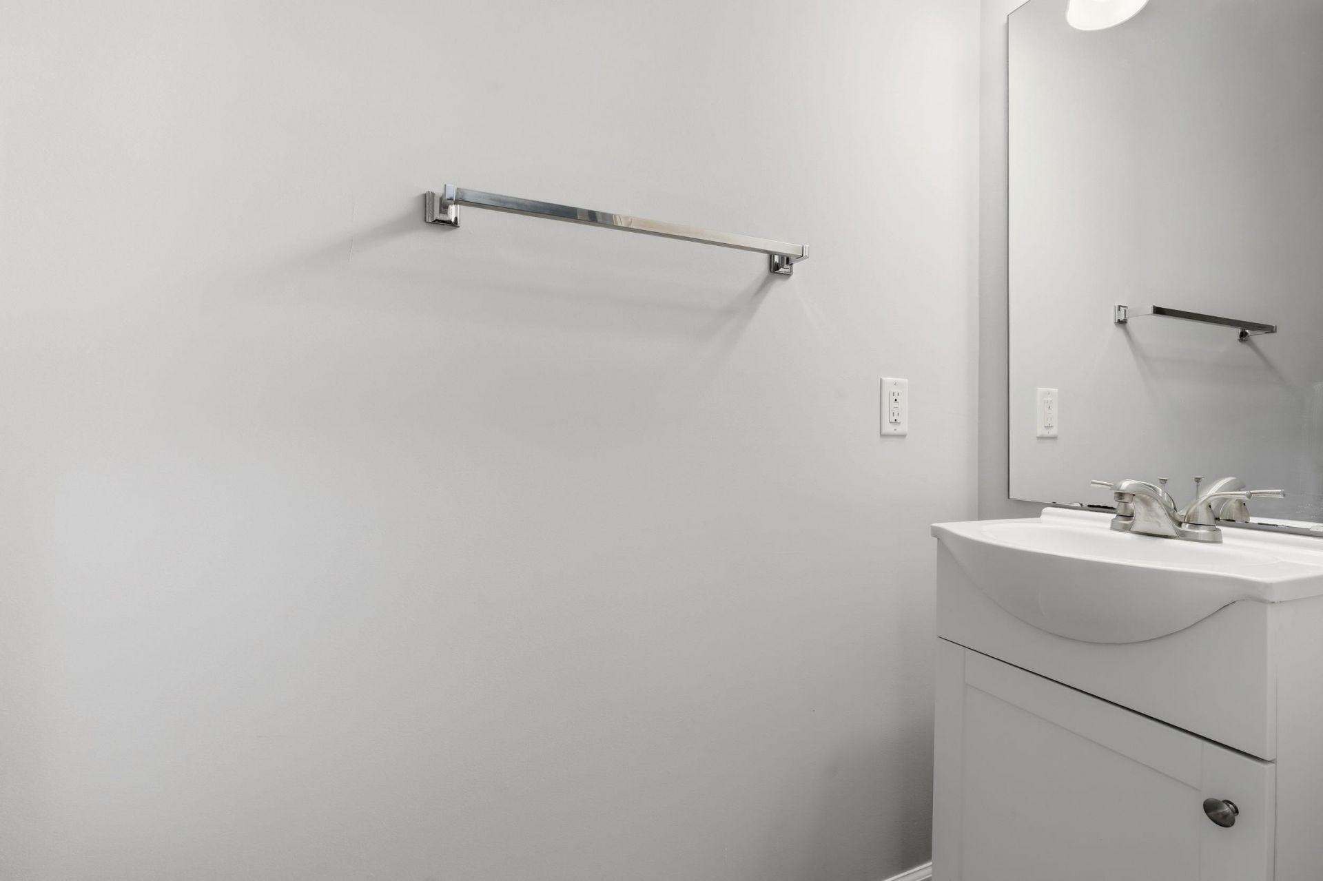 3951 Gladiola Ct. Photo 11