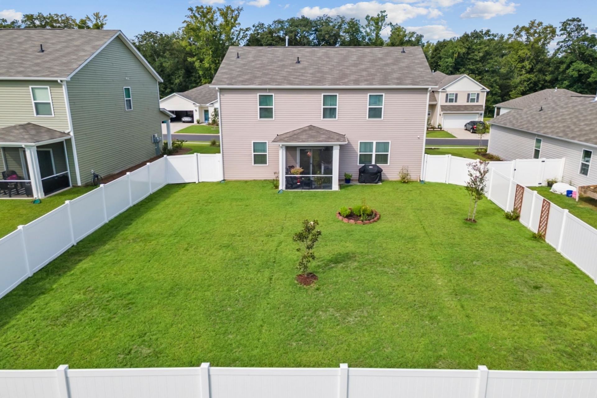 1454 Nokota Dr. Photo 7