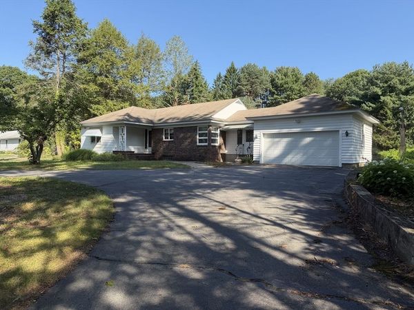 439 Lowell Street, Andover, MA 01810
