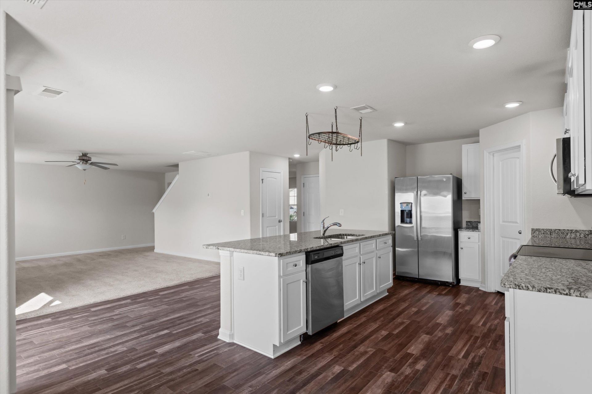 607 Wild Tulip Court  Photo 10