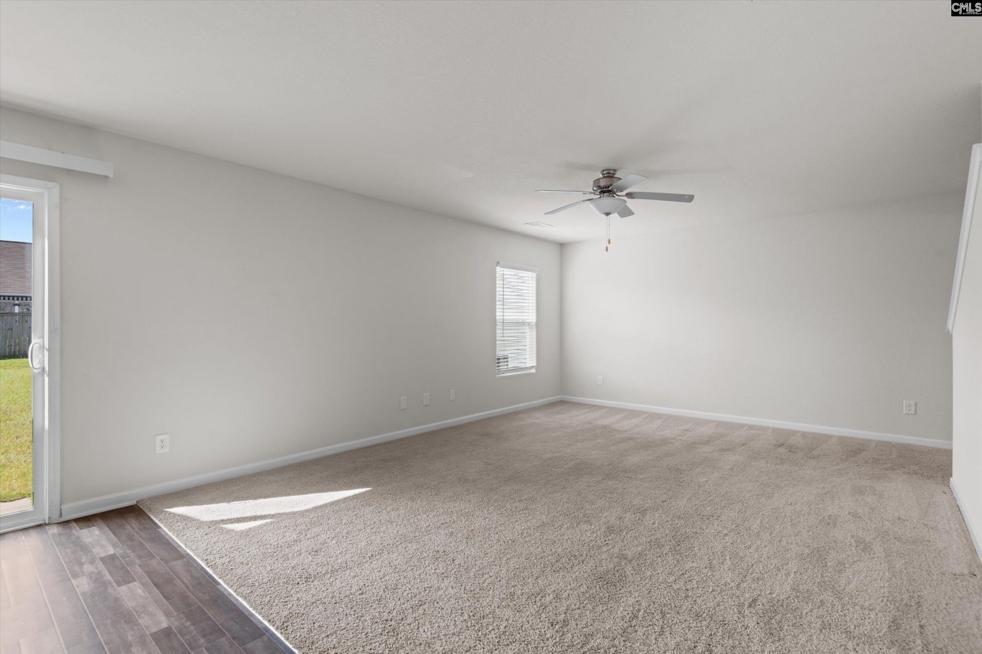 607 Wild Tulip Court  Photo 12