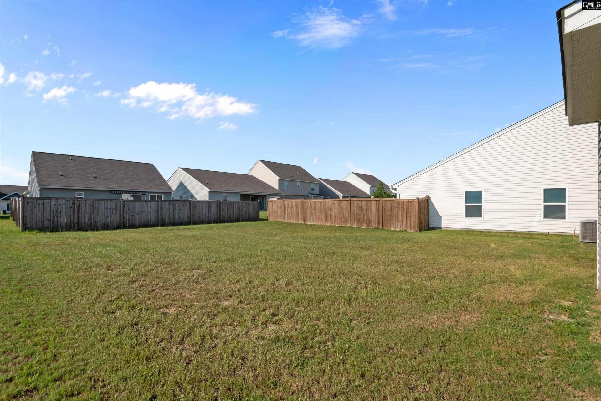 607 Wild Tulip Court  Photo 32
