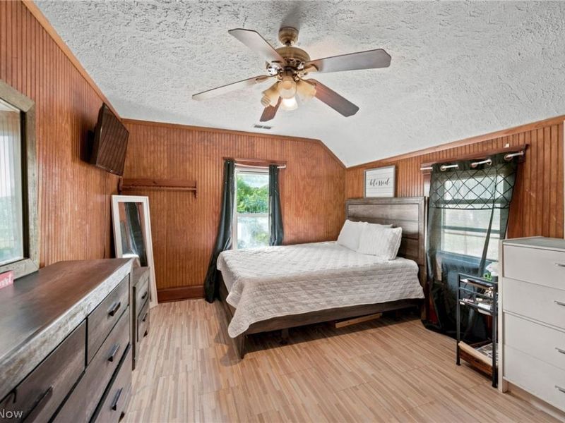 637 Dewey Avenue, Elyria, OH 44035 Photo 16