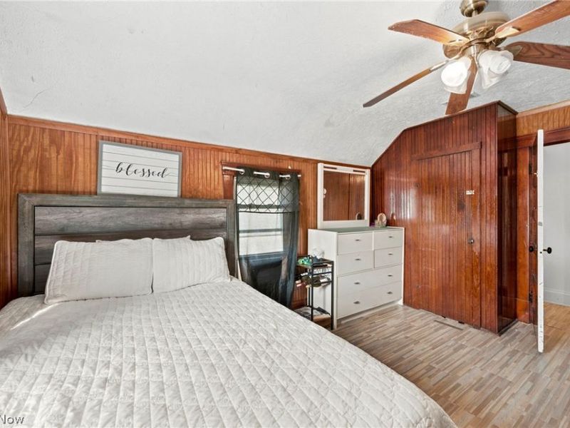 637 Dewey Avenue, Elyria, OH 44035 Photo 17