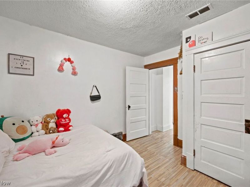 637 Dewey Avenue, Elyria, OH 44035 Photo 21