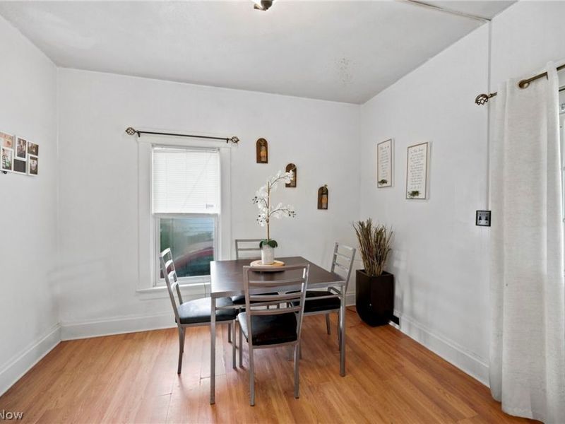 637 Dewey Avenue, Elyria, OH 44035 Photo 9