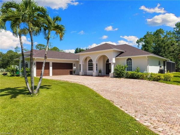 6521 Livingston Woods LN, NAPLES, FL 34109