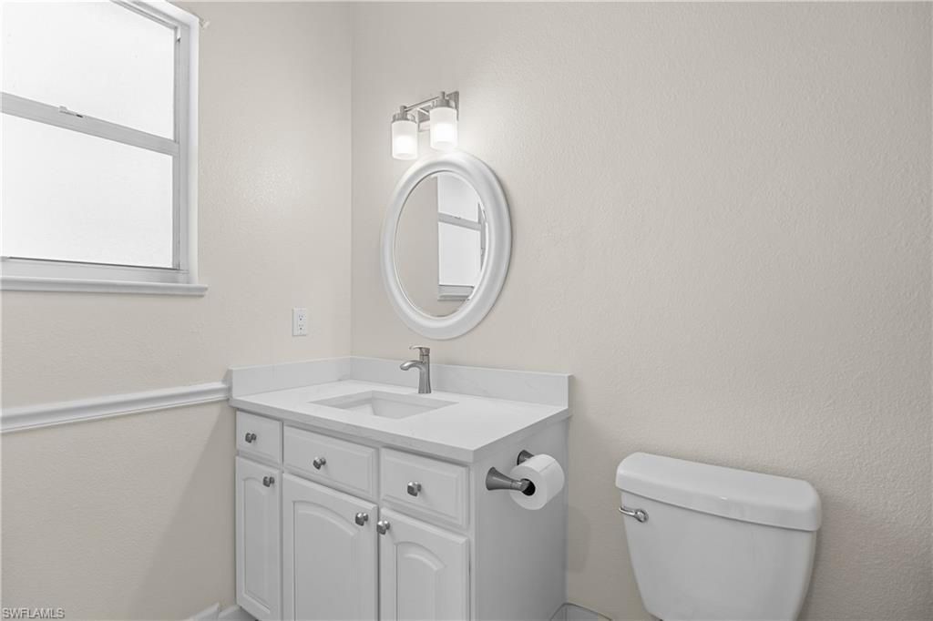 6521 Livingston Woods Ln, Naples, FL 34109 Photo