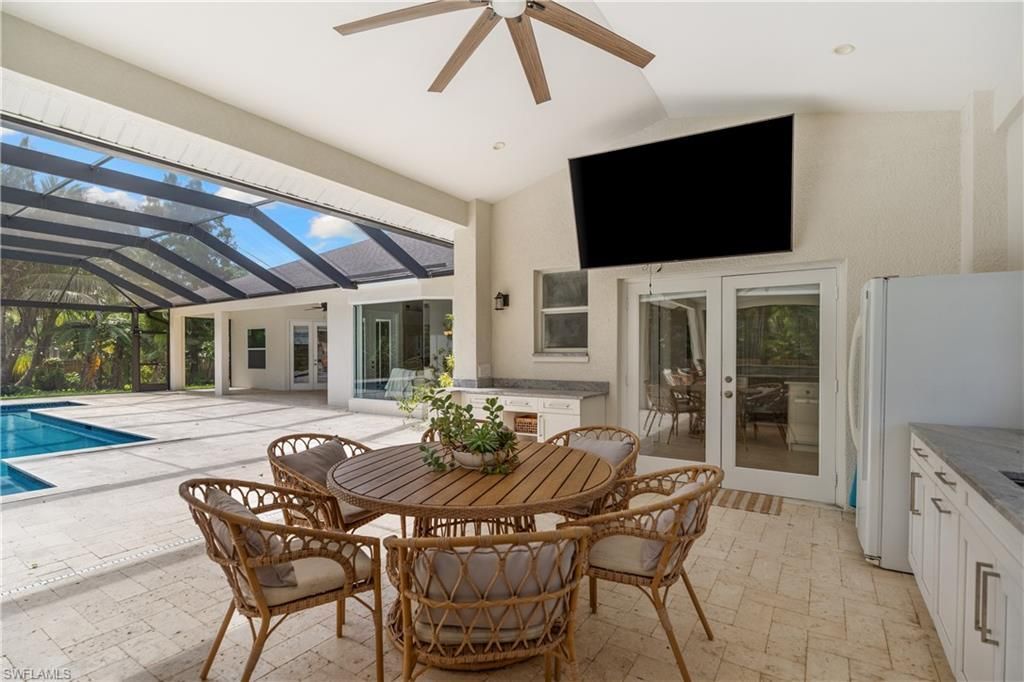 6521 Livingston Woods Ln, Naples, FL 34109 Photo