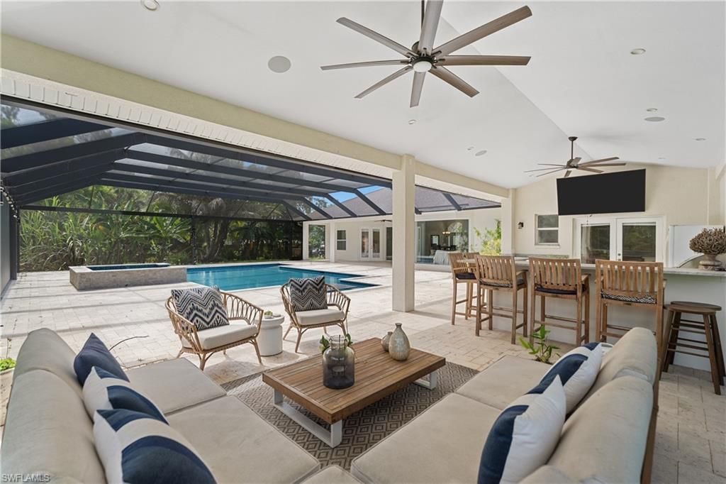 6521 Livingston Woods Ln, Naples, FL 34109 Photo