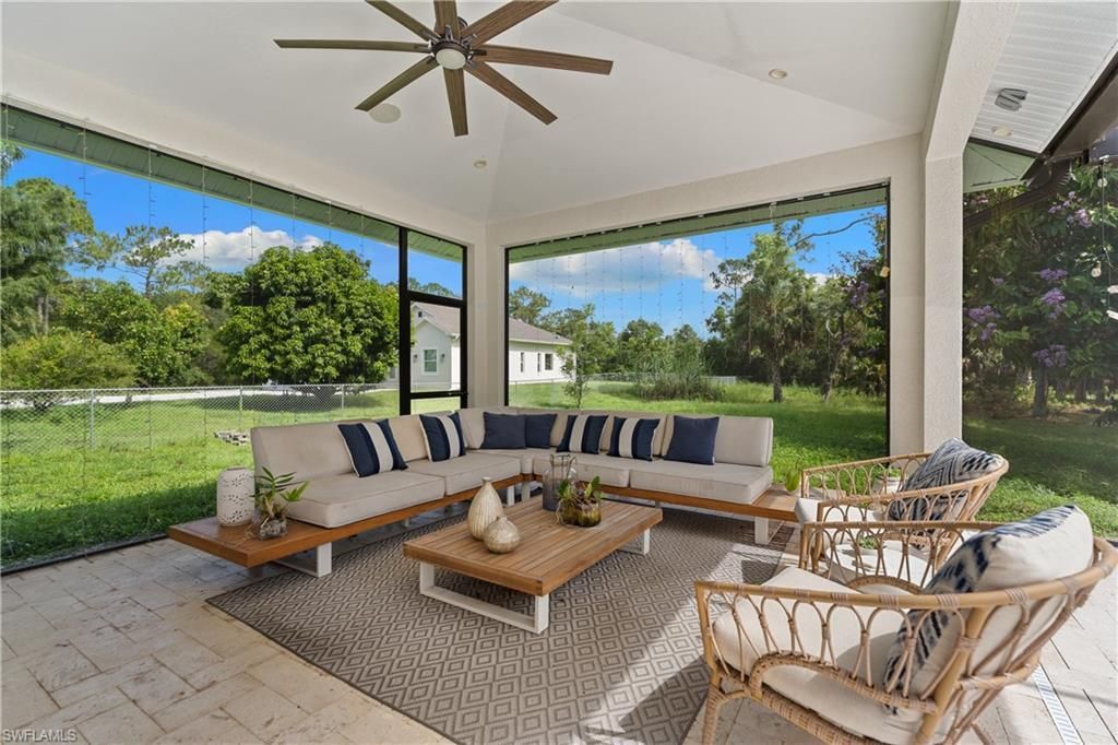 6521 Livingston Woods Ln, Naples, FL 34109 Photo
