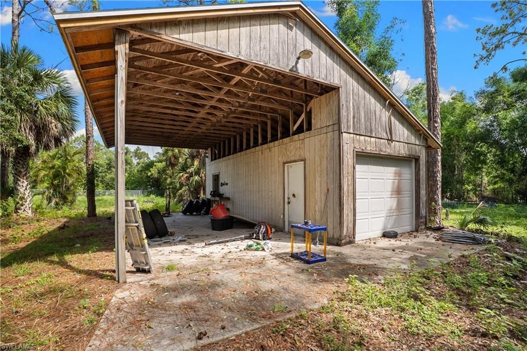 6521 Livingston Woods Ln, Naples, FL 34109 Photo