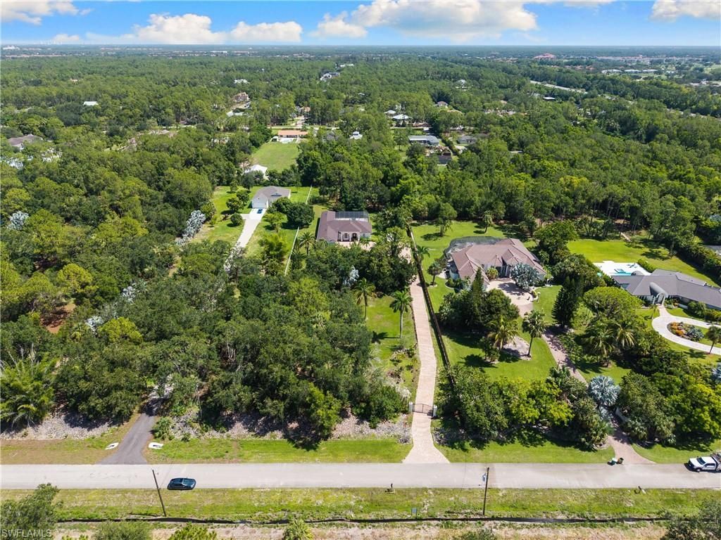 6521 Livingston Woods Ln, Naples, FL 34109 Photo