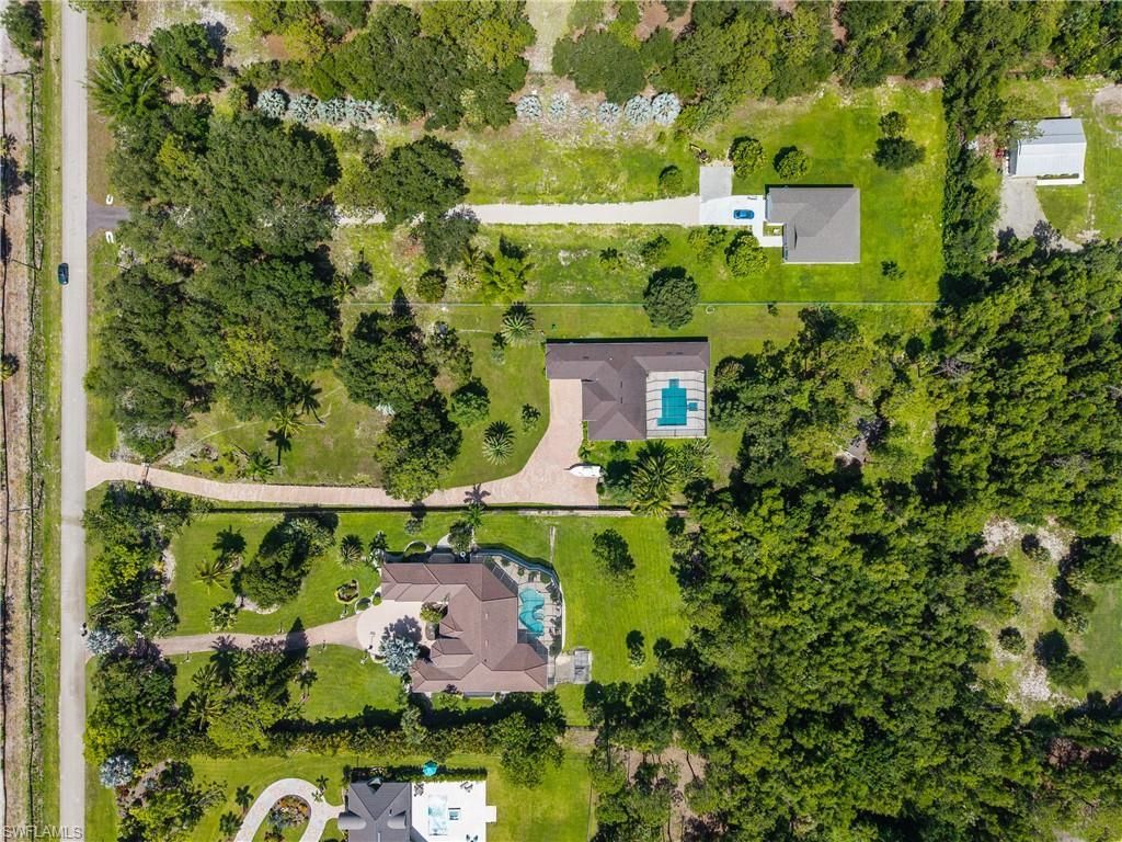 6521 Livingston Woods Ln, Naples, FL 34109 Photo