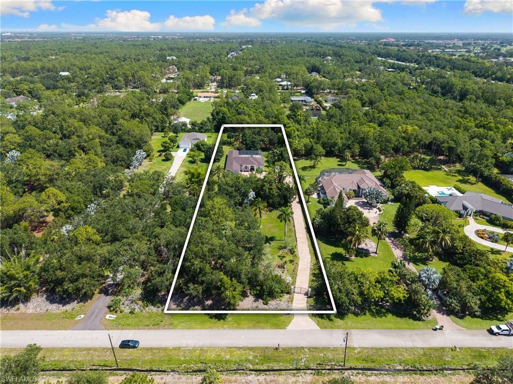 6521 Livingston Woods Ln, Naples, FL 34109 Photo