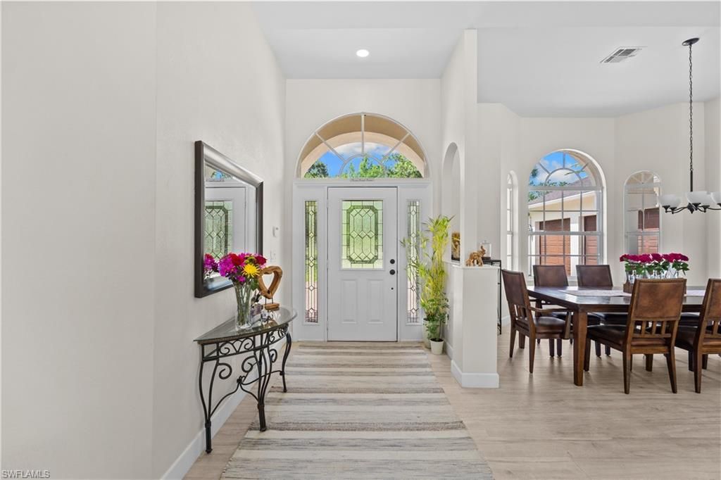6521 Livingston Woods Ln, Naples, FL 34109 Photo