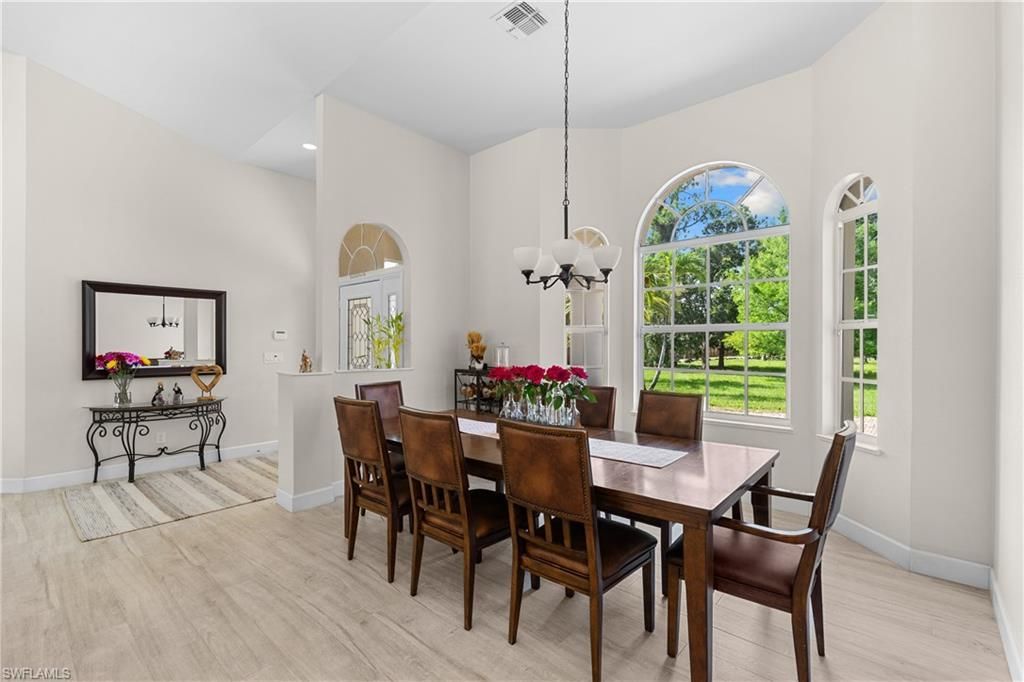 6521 Livingston Woods Ln, Naples, FL 34109 Photo