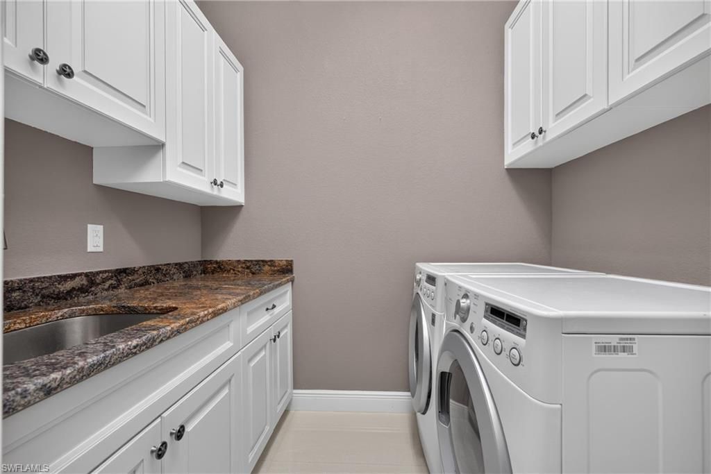 1360 29th St Sw, Naples, FL 34117 Photo