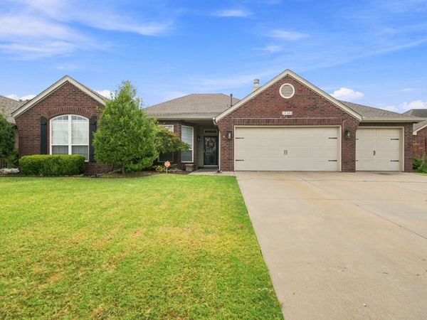 20346 E 33rd Street S, Broken Arrow, OK 74014