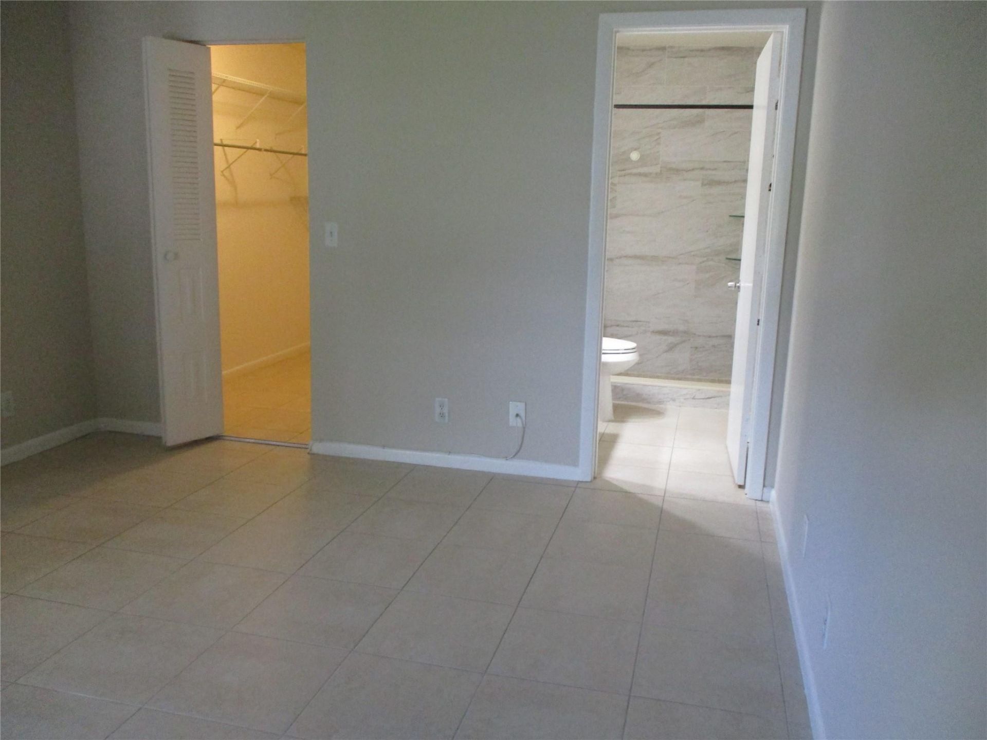 22053 Palms Way, Unit 203, Boca Raton, FL 33433 Photo