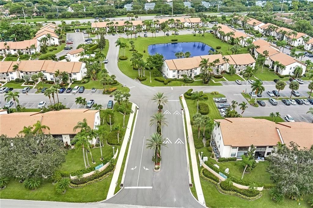22053 Palms Way, Unit 203, Boca Raton, FL 33433 Photo