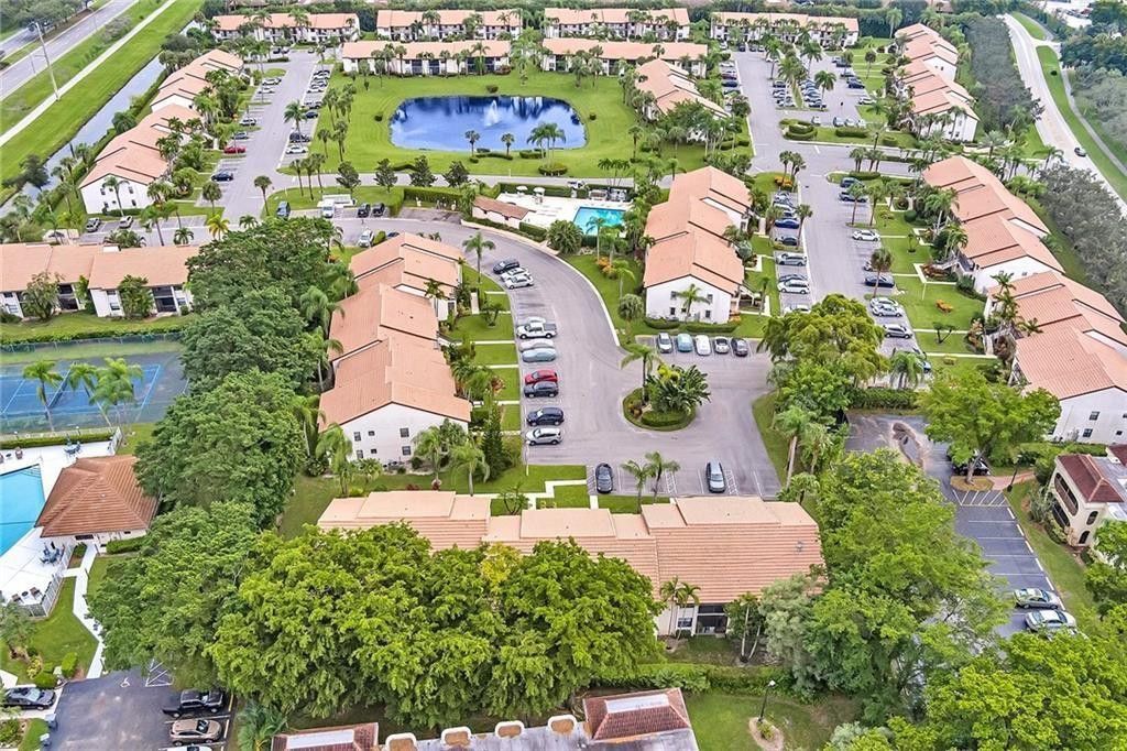 22053 Palms Way, Unit 203, Boca Raton, FL 33433 Photo
