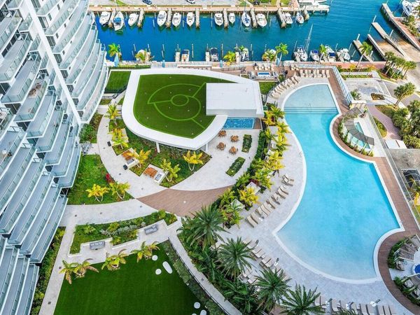 220 LAKE SHORE Drive, Unit 702, Lake Park, FL 33403