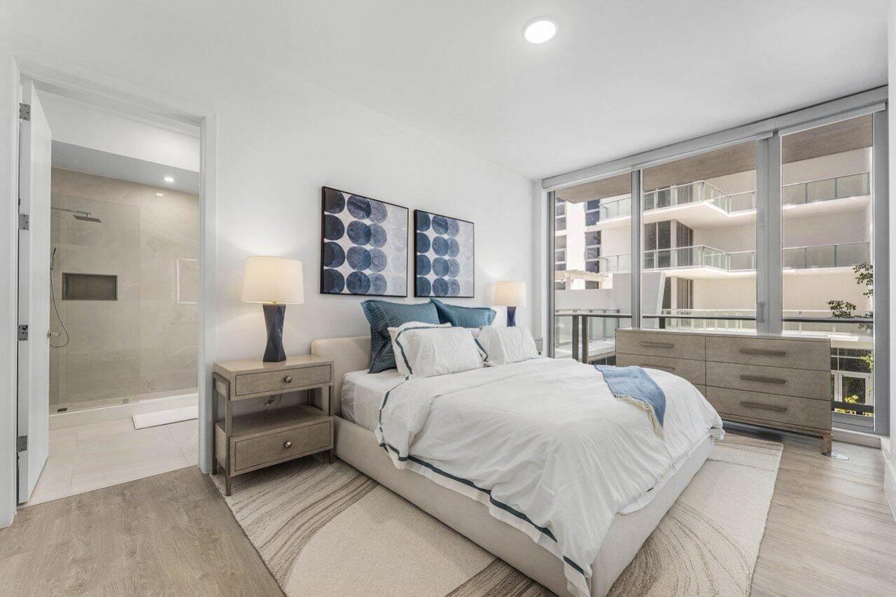 220 Lake Shore Drive, Unit 702, Lake Park, FL 33403 Photo
