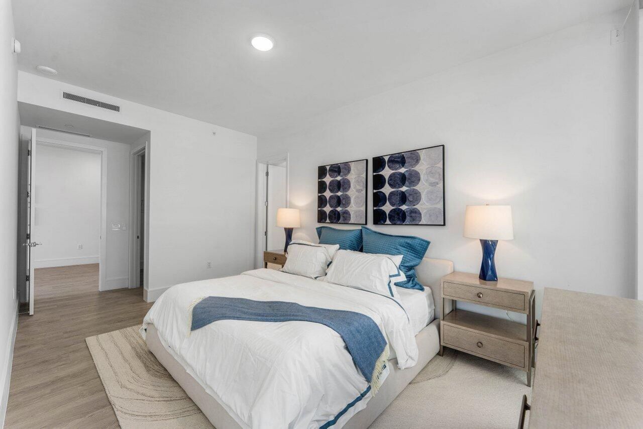 220 Lake Shore Drive, Unit 702, Lake Park, FL 33403 Photo