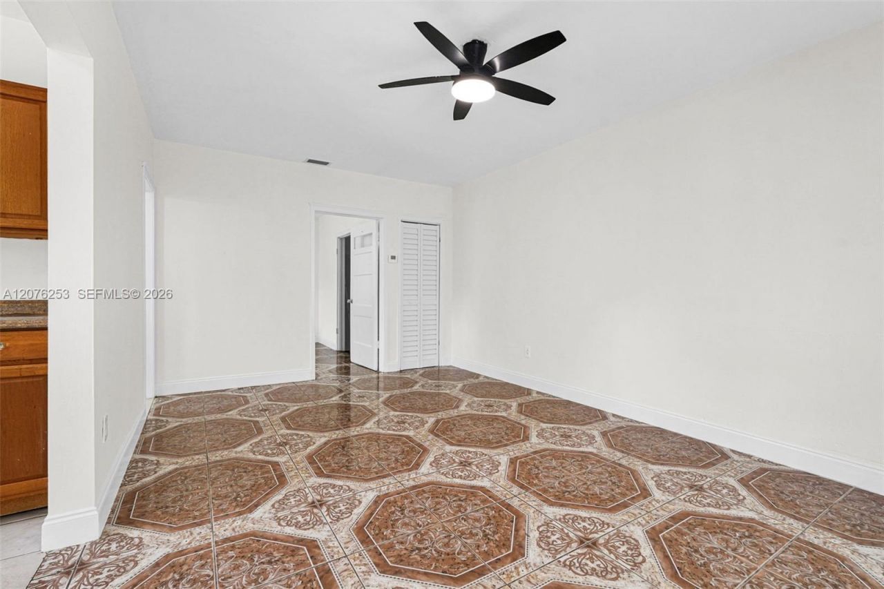 160 NW 45th St, Unit 2, Miami, FL 33127 Photo