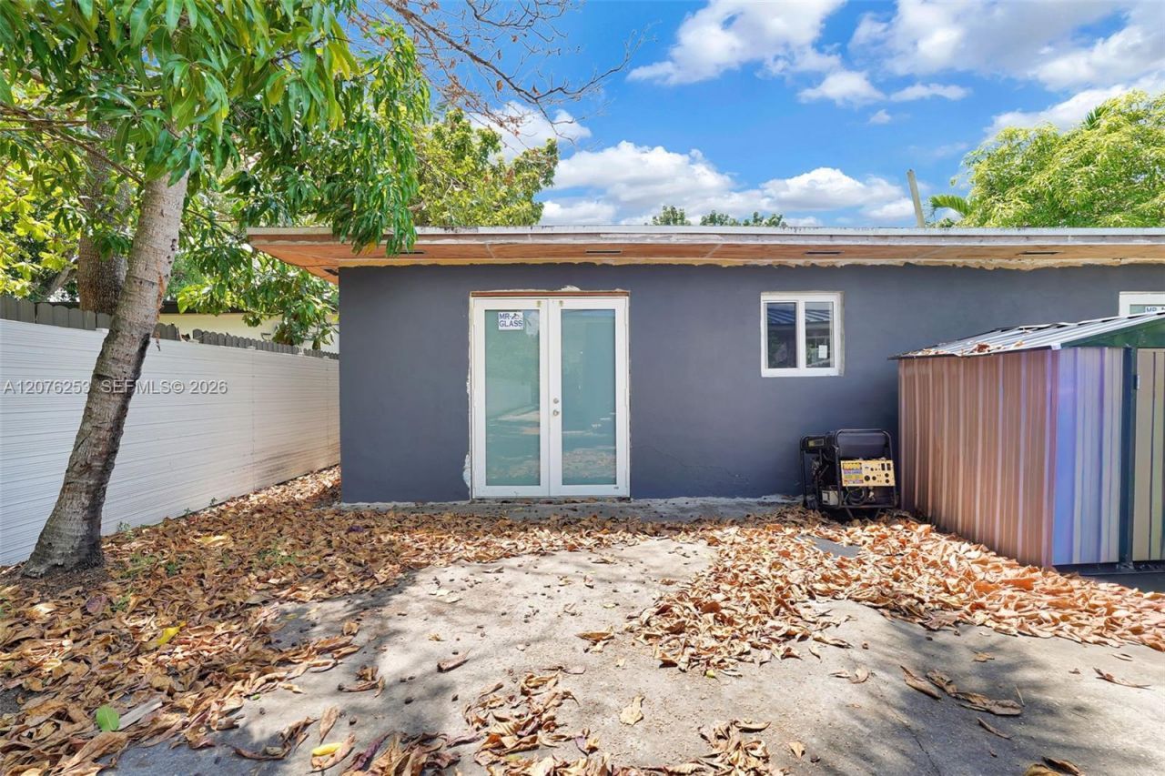 160 NW 45th St, Unit 2, Miami, FL 33127 Photo