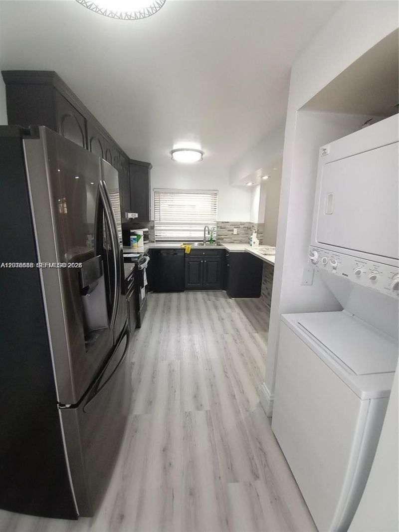 6533 NW 170th Ln , Unit 6533, Hialeah, FL 33015 Photo