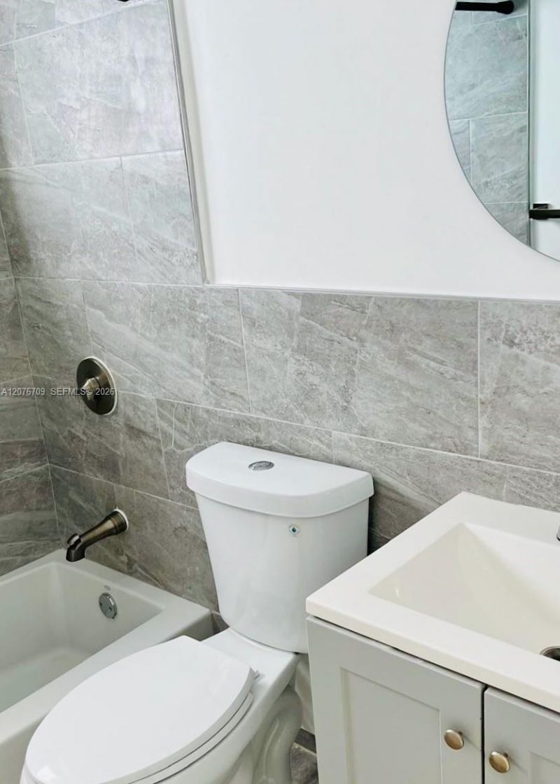 Please Call For Address, Unit 5, Miami Beach, FL 33141 Photo