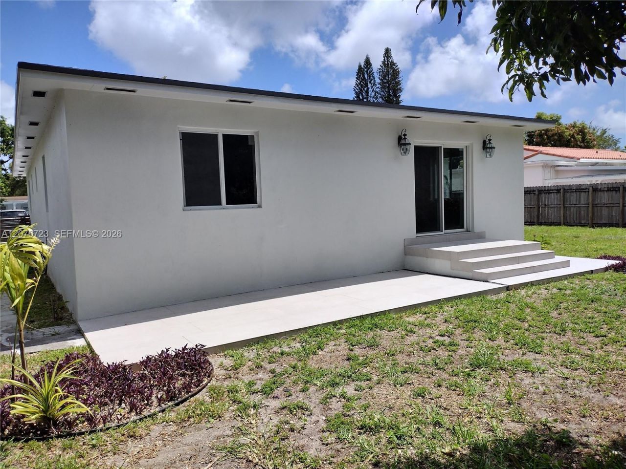 300 S Biscayne River Dr , Miami, FL 33169 Photo