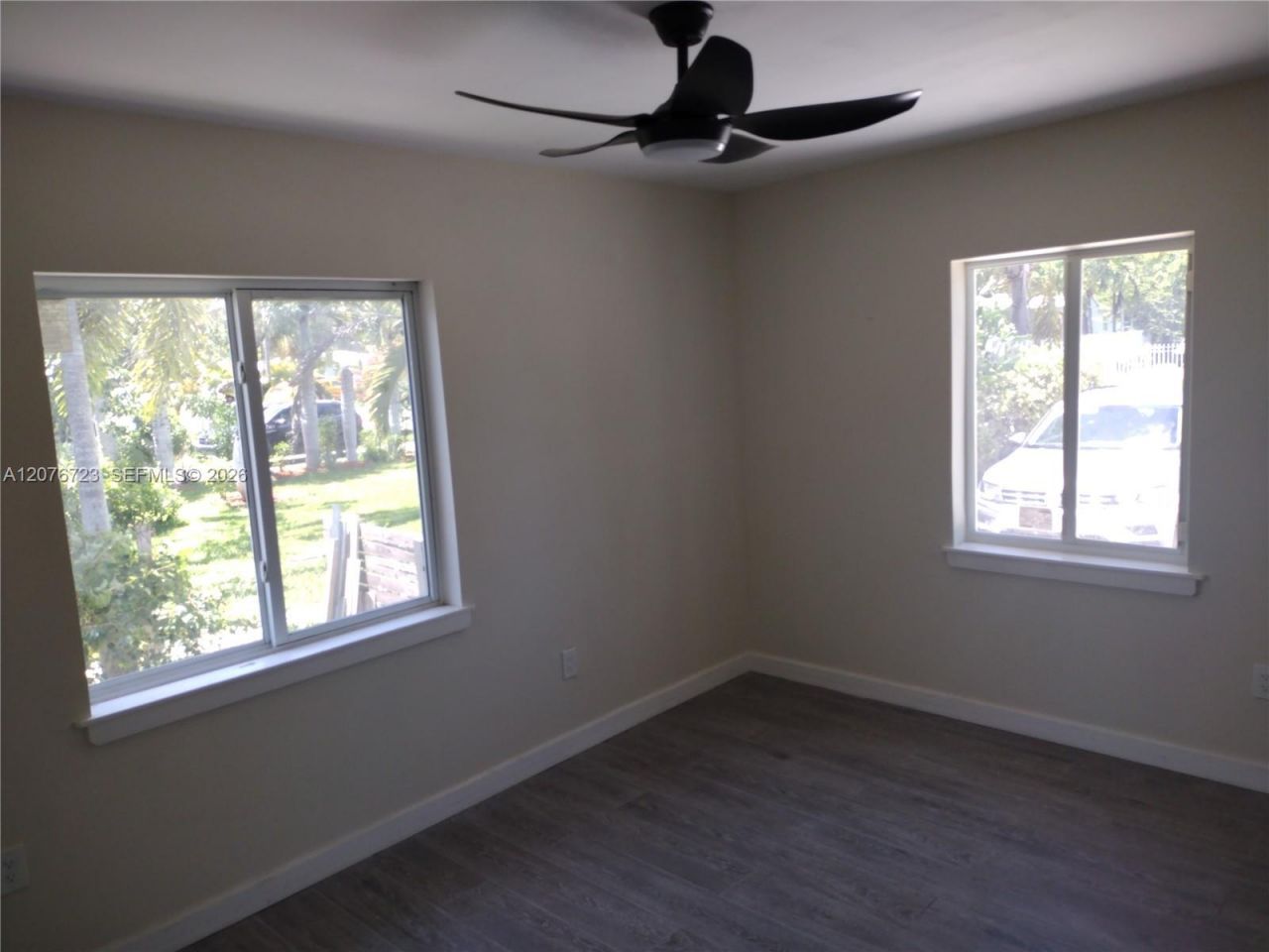 300 S Biscayne River Dr , Miami, FL 33169 Photo