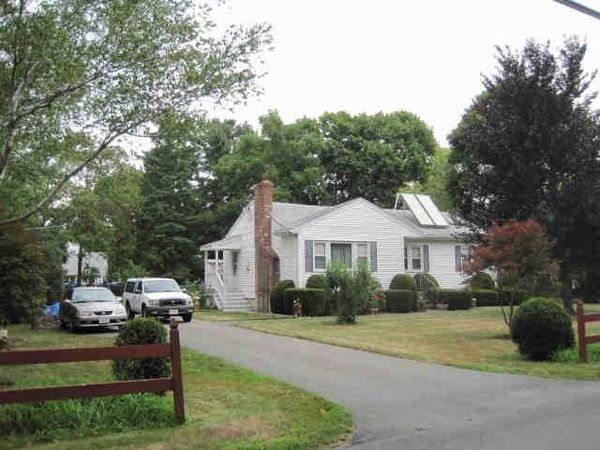 19 Winter St, Foxboro, MA 02035