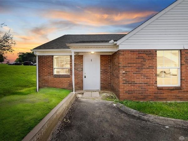 206 Rosemarie Drive, Unit E, Lebanon, OH 45036