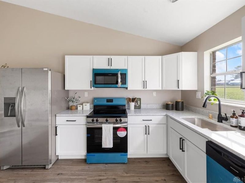 206 Rosemarie Drive, Unit E, Lebanon, OH 45036 Photo 9