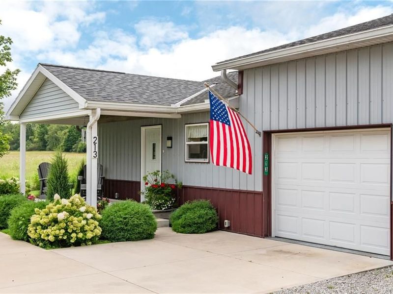 213 E Lawn Avenue, Saint Paris, OH 43072 Photo 2