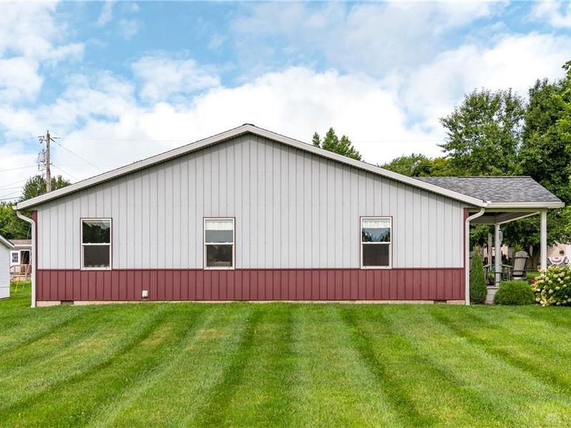 213 E Lawn Avenue, Saint Paris, OH 43072 Photo 5