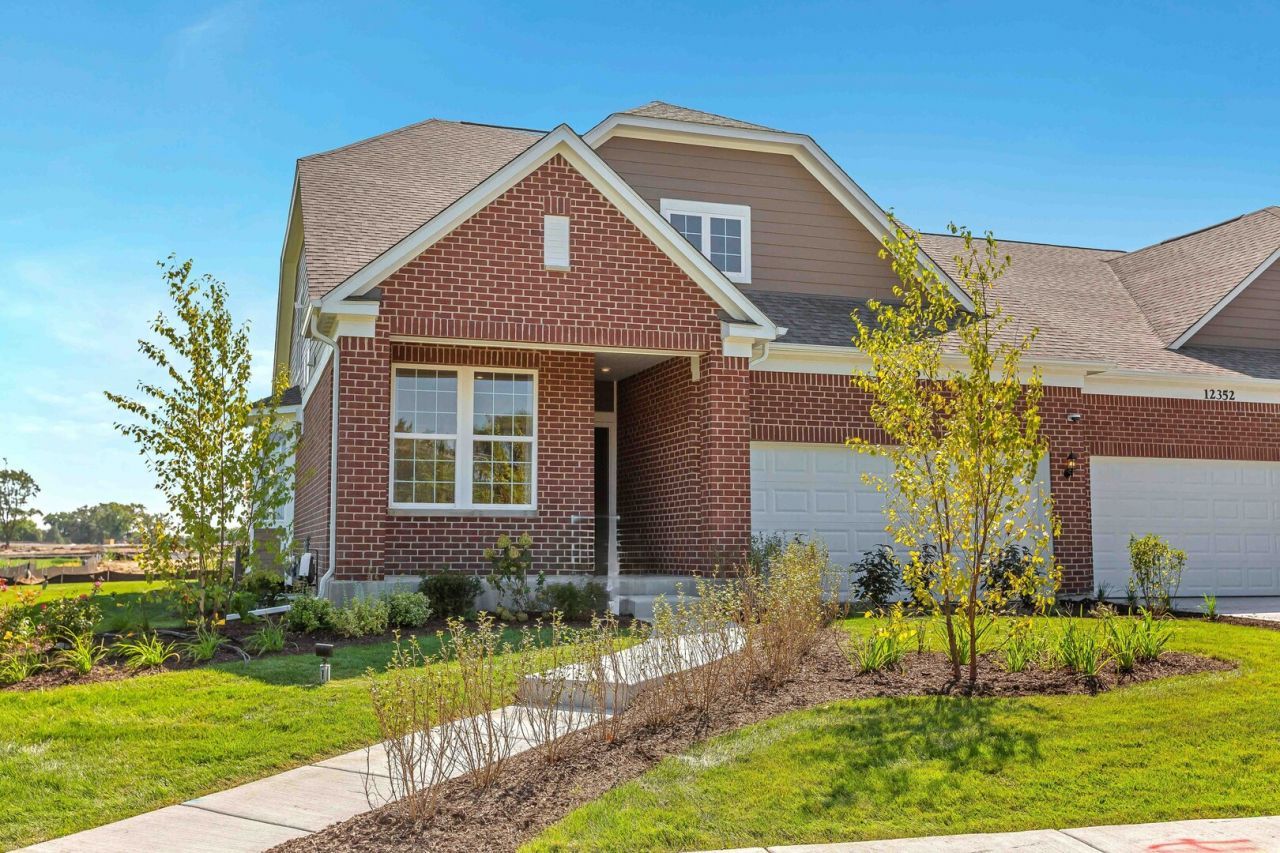 12465 Portrush Lane , Unit 28902, Lemont, IL 60439 Main Photo