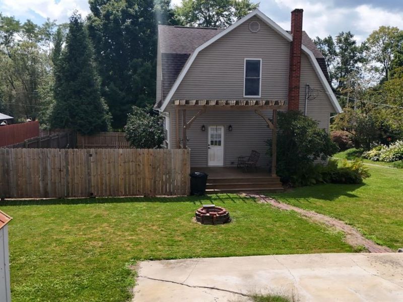 515 E Bucyrus Street, Crestline, OH 44827 Photo 32