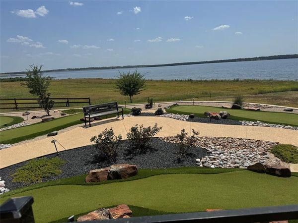 355 Peninsula Drive , Honey Grove, TX 75446
