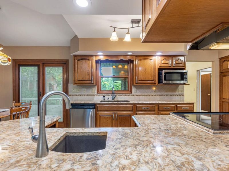 6309 Seven Pines Drive, Miami Township, OH 45449 Photo 15